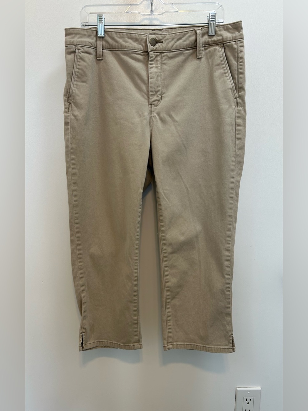 NYDJ khaki capri women’s size 14